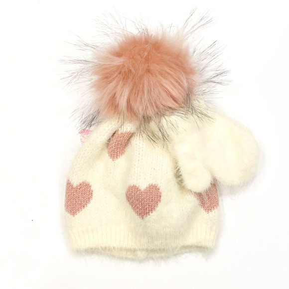 CURLS & PEARLS COUTURE Pom Pom Toddler Winter Hat & Mittens (All 3 Sets) - Picture 4 of 4